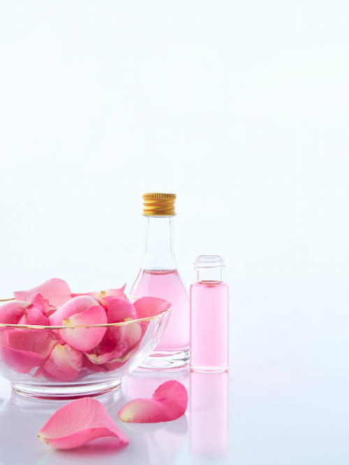 گلاب ممتاز با بوی یکنواخت و طولانی مدت